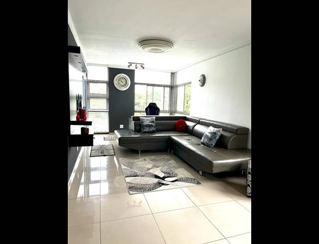 2 BEDROOM FLAT TO LET IN MUSGRAVE